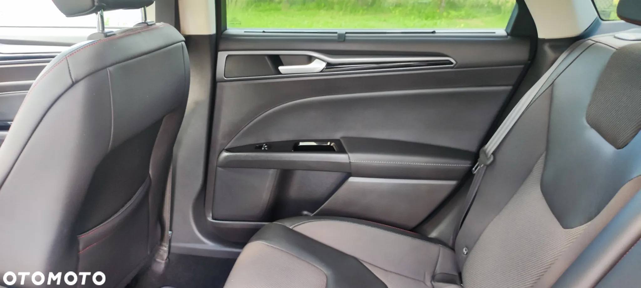 Ford Mondeo Turnier 2.0 TDCi Bi-Turbo PowerShift-Aut ST-Line - 21