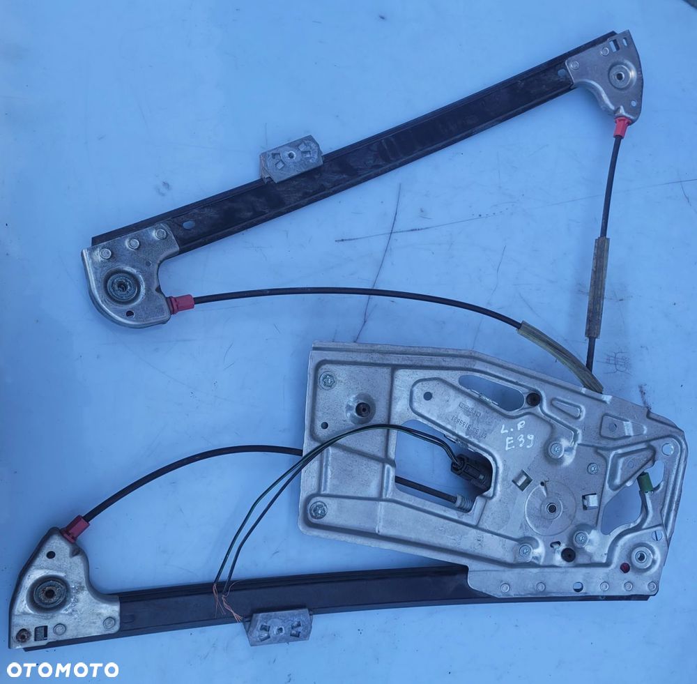 PODNOŚNIK SZYBY LEWY PRZÓD PRZEDNI BMW E39 8159831 - 2