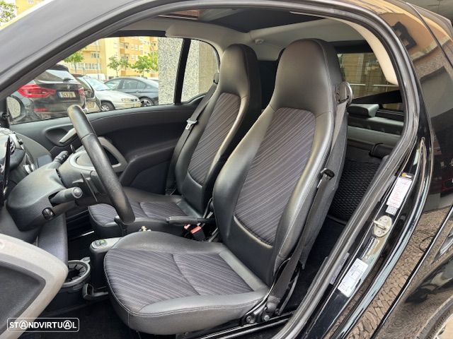 Smart ForTwo Coupé 1.0 mhd Pulse 71 Softouch - 8