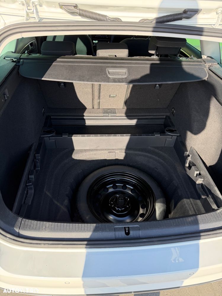 Volkswagen Golf - 15