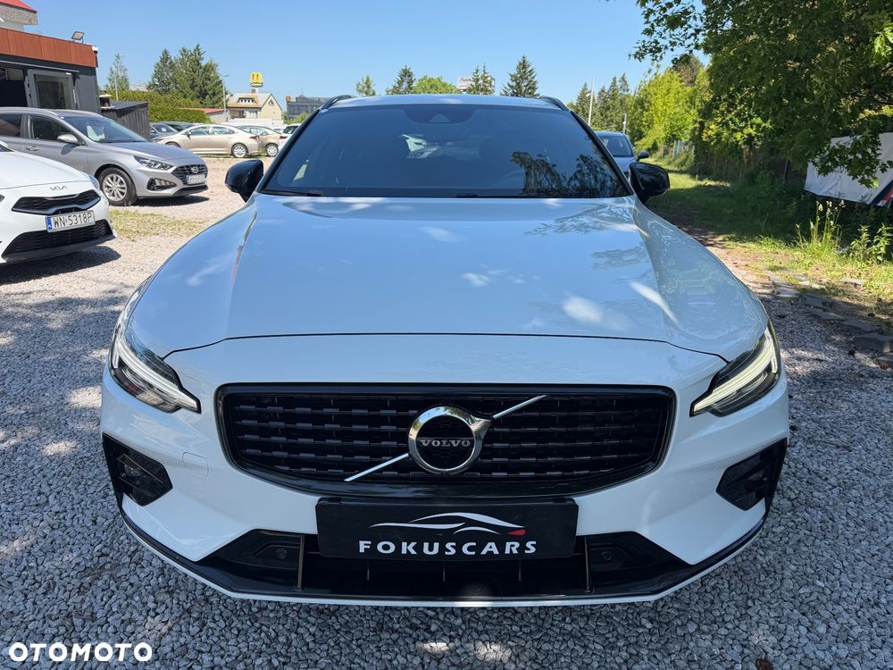 Volvo V60 B3 B R-Design - 16