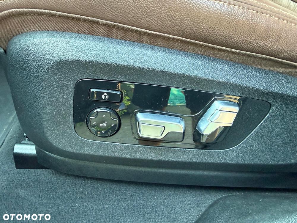BMW X6 - 21