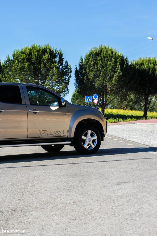 Isuzu D-Max 2.5 DTi CD 4WD LS Sport Edition - 5