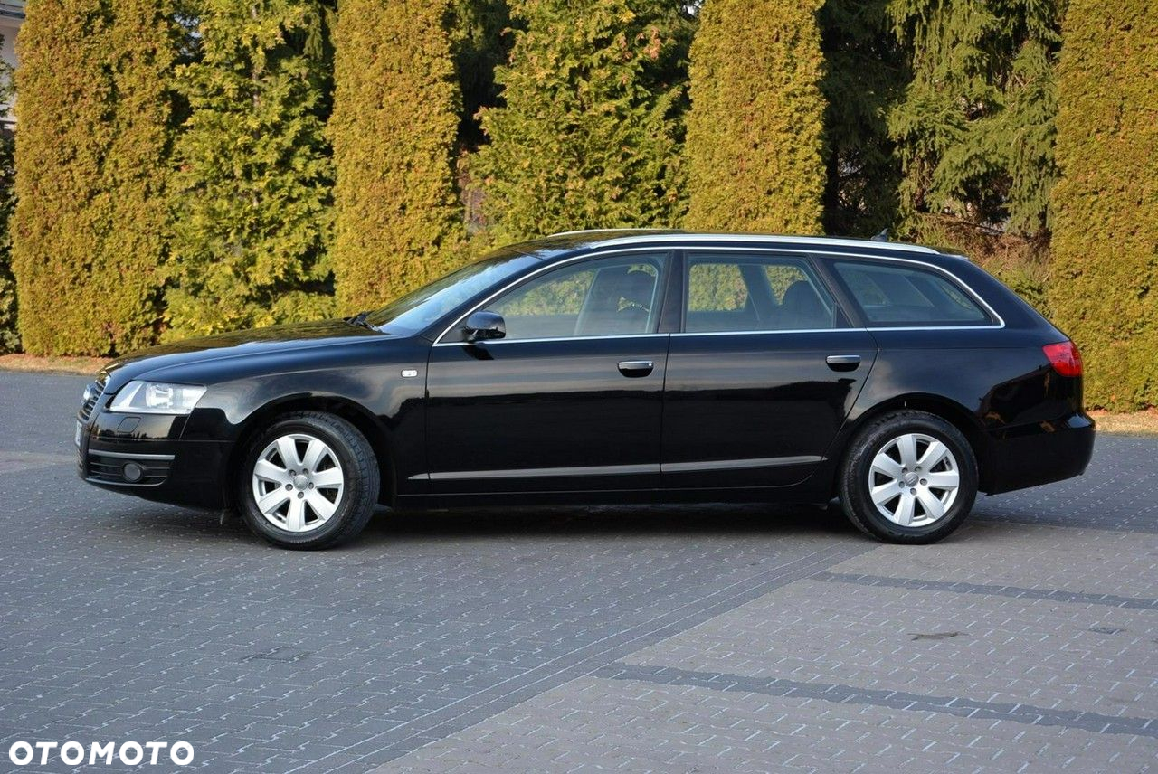 Audi A6 Avant 2.4 - 4