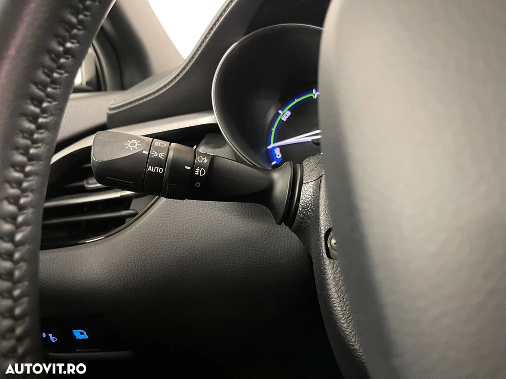Toyota C-HR 1.8 HSD 122 CP 4x2 CVT Core - 20