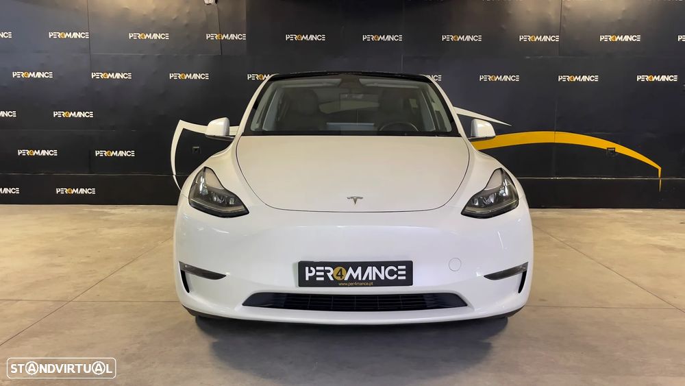 Tesla Model Y Performance Dual Motor AWD - 6