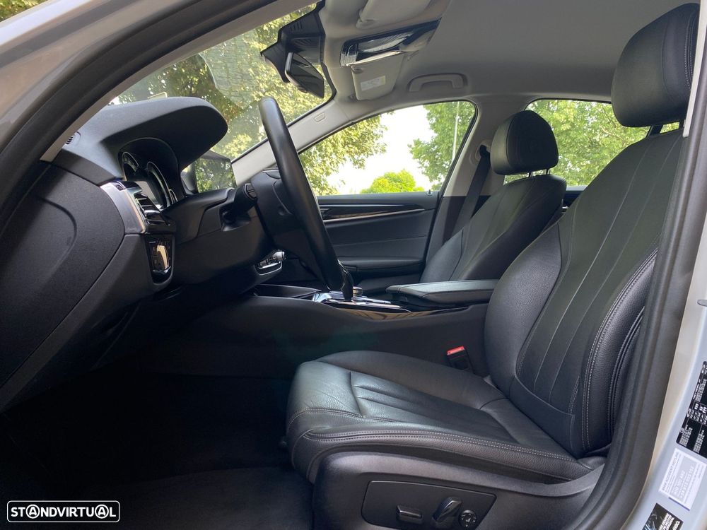 BMW 520 d Auto - 13