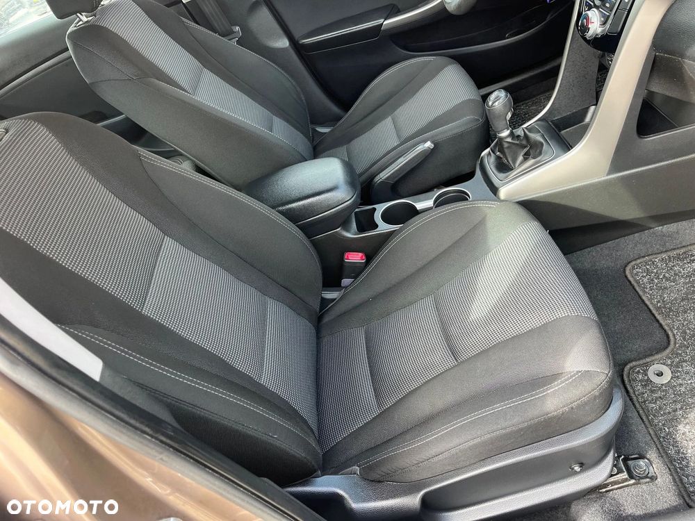 Hyundai i30 - 11