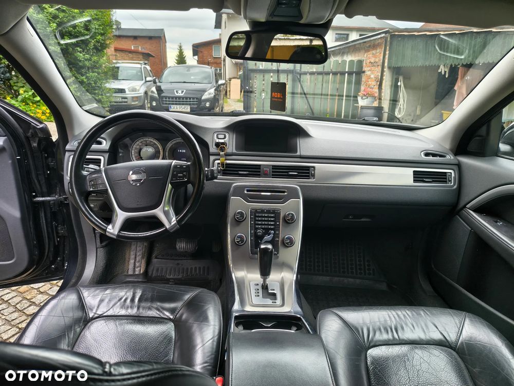 Volvo V70 - 11