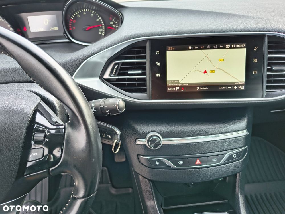 Peugeot 308 PureTech 130 Stop & Start Allure - 9