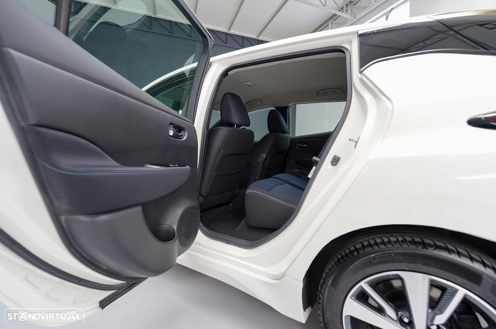 Nissan Leaf N-Connecta - 25