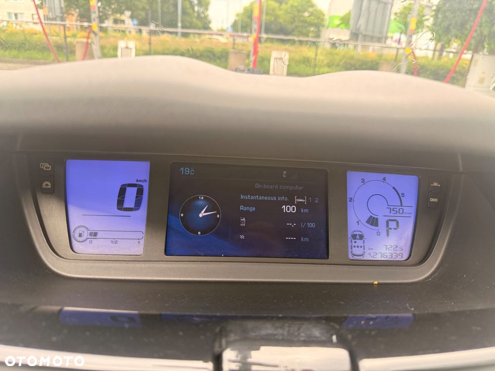 Citroën C4 Picasso 2.0 HDi Equilibre Exclusive - 4