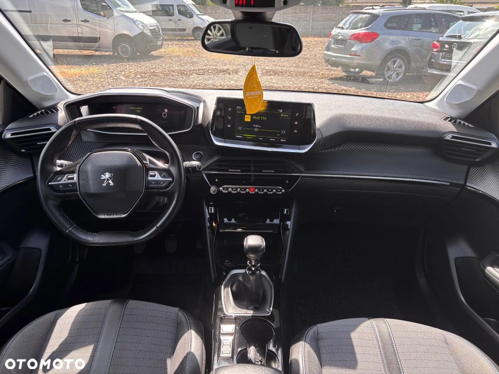 Peugeot 208 PureTech 100 Allure - 8