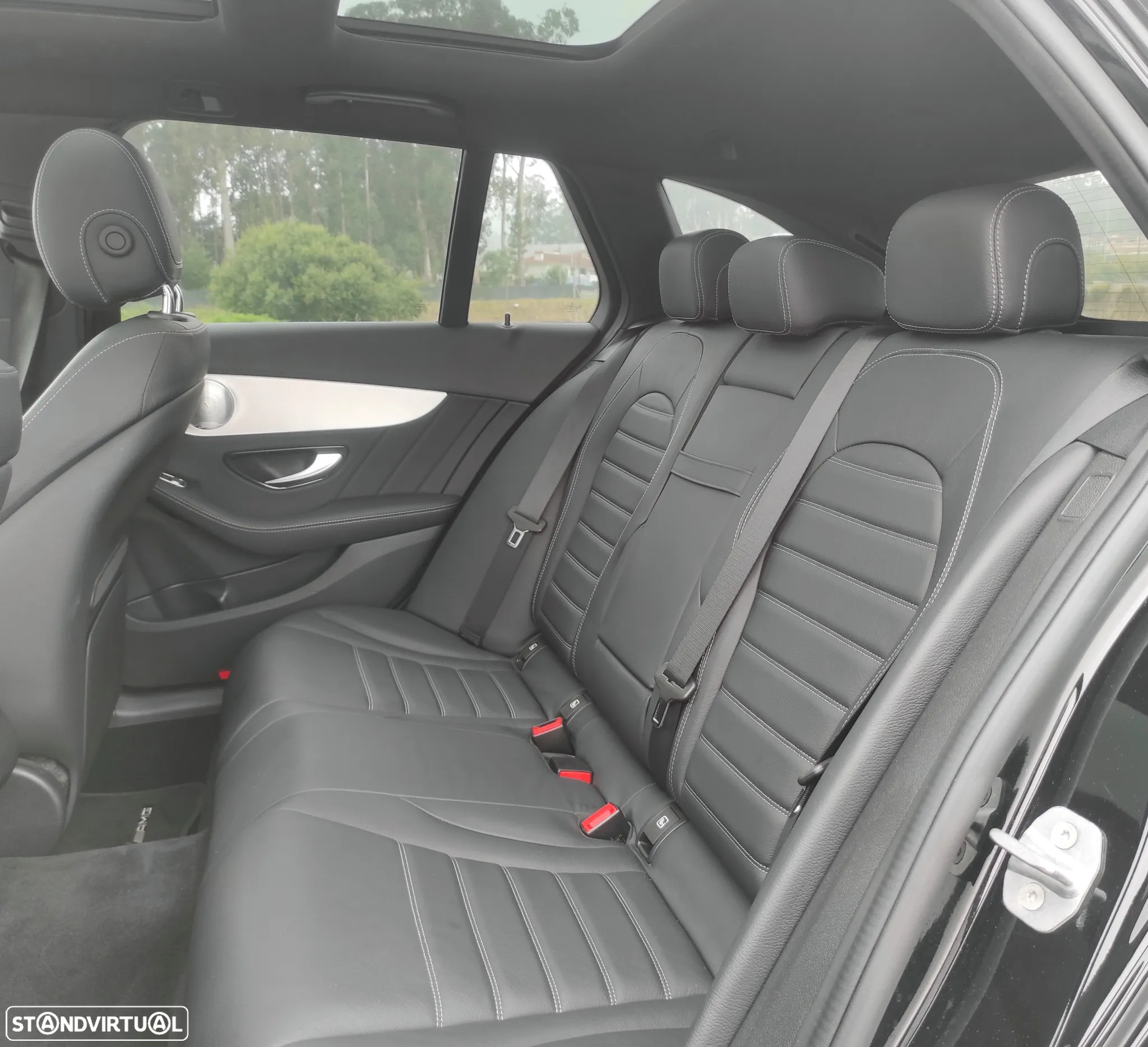Mercedes-Benz C 300 de AMG Line - 24