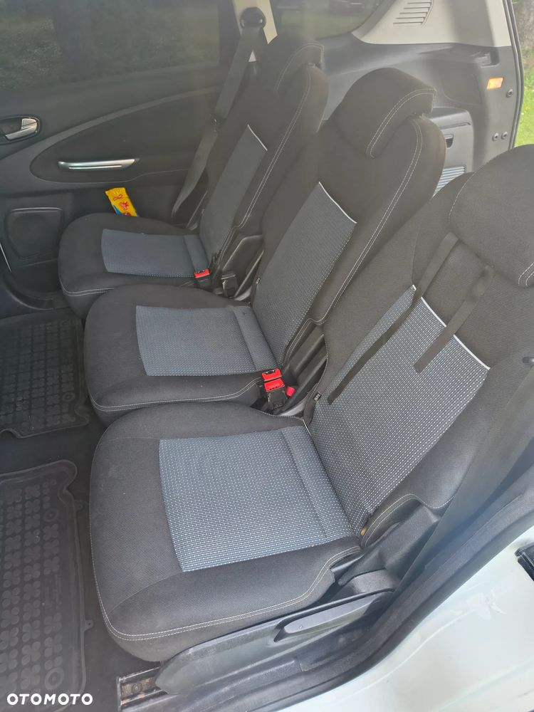 Ford S-Max 2.0 TDCi Titanium - 18