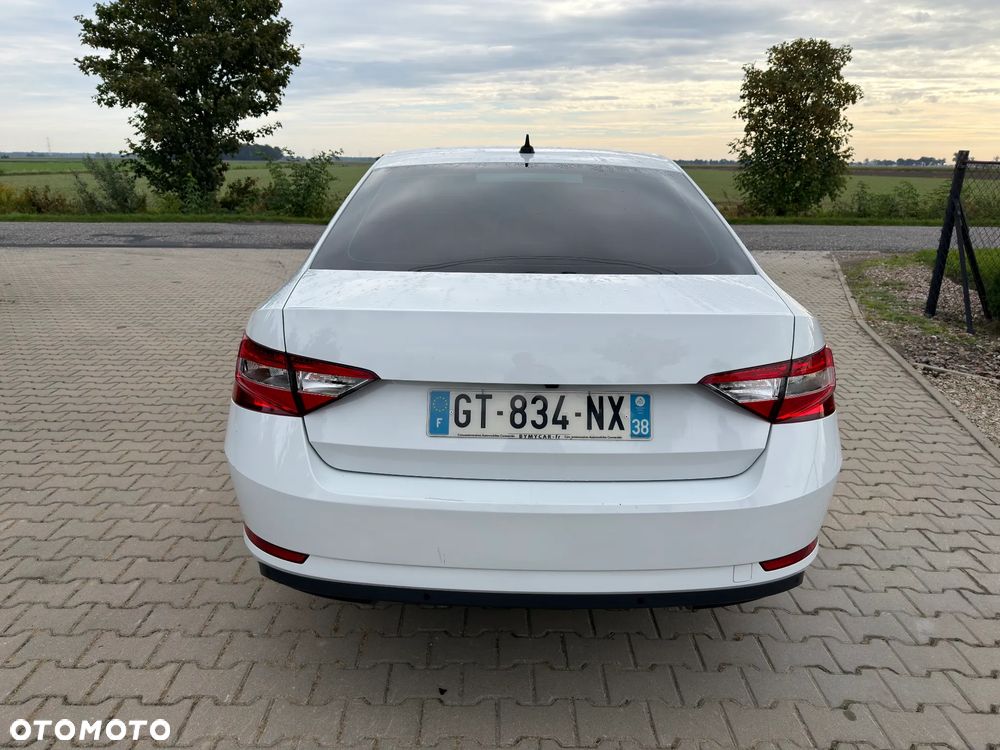 Skoda Superb - 4