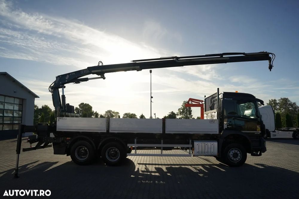 Mercedes-Benz AROCS 2636 / 6x4 / CAROSERIE BALANȚĂ - 6,8 M / MACARA FASSI F175A.2.23 / CAPACITATE MAXIMĂ DE RIDICARE: 5.100 KG / ROTATOARE / TELECOMANDĂ / PODEA RESISTENTĂ / TRANSMISIE AUTOMATĂ - 7