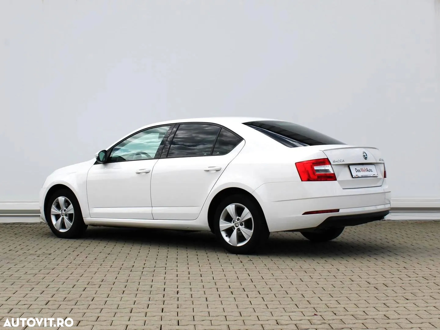 Skoda Octavia - 3