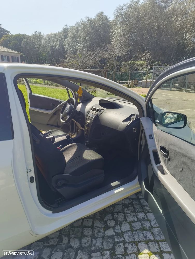 Toyota Yaris 1.4 D-4D - 8