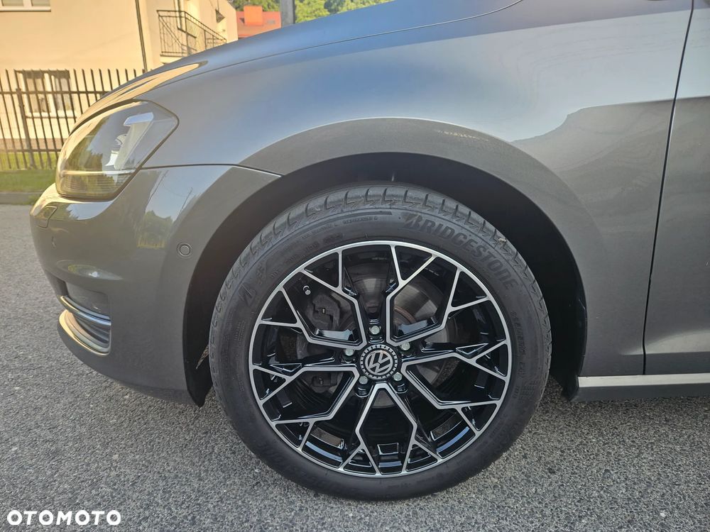 Volkswagen Golf 1.4 TSI BlueMotion Technology DSG Highline - 19