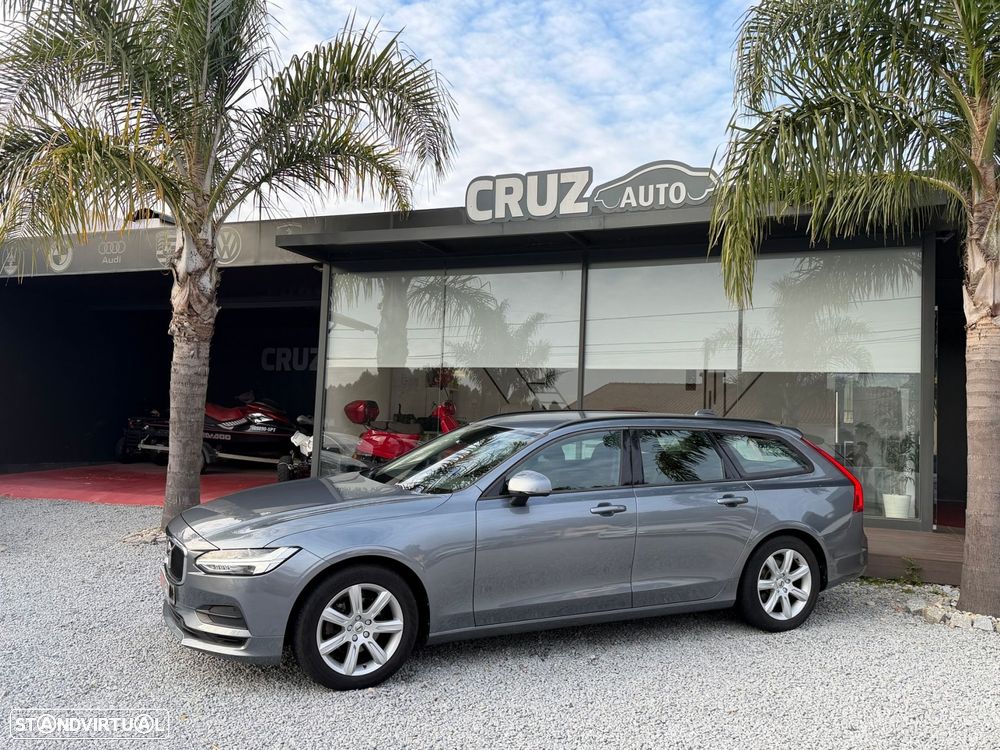 Volvo V90 2.0 D4 Momentum Geartronic - 19