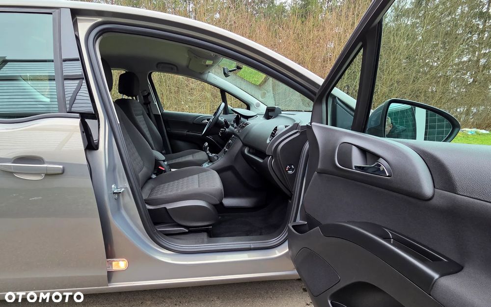 Opel Meriva 1.4 T Cosmo - 24