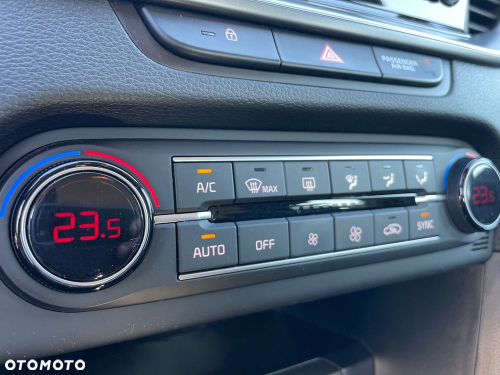 Kia Ceed 1.5 T-GDI M - 24