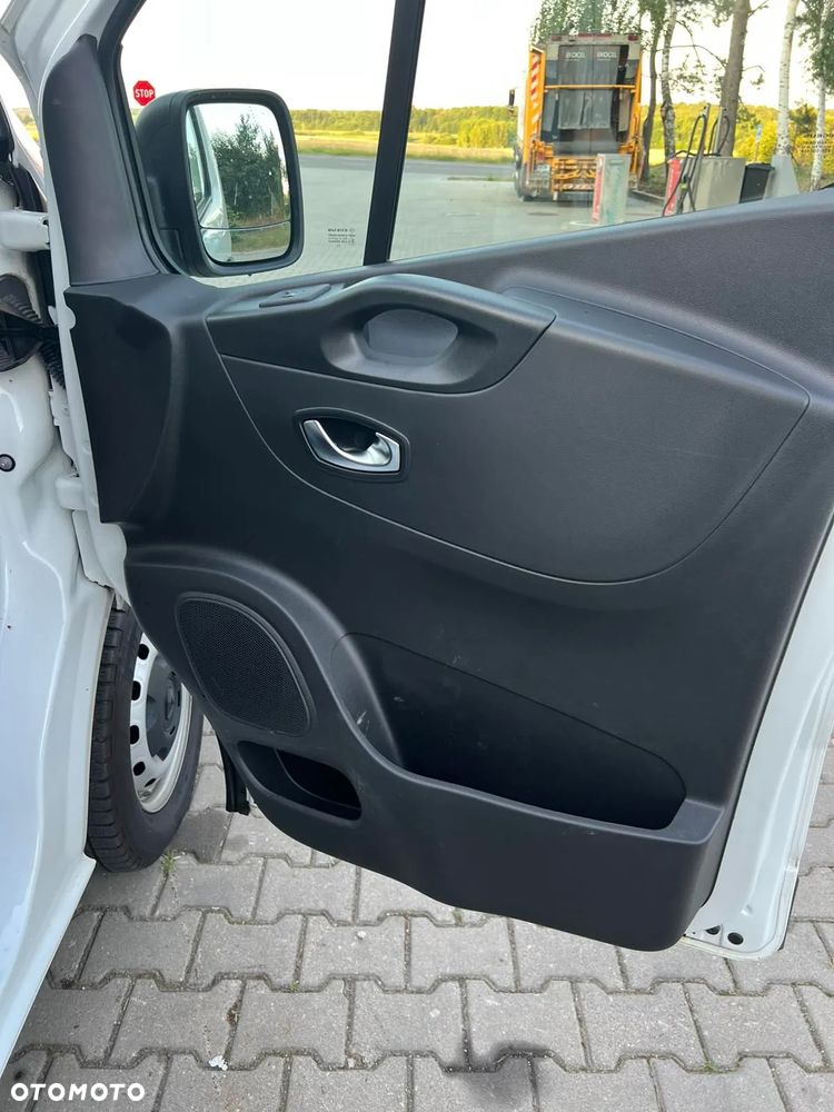 Renault Trafic 2.0 dCi L2H1 HD Pack Clim (bryg.) - 12