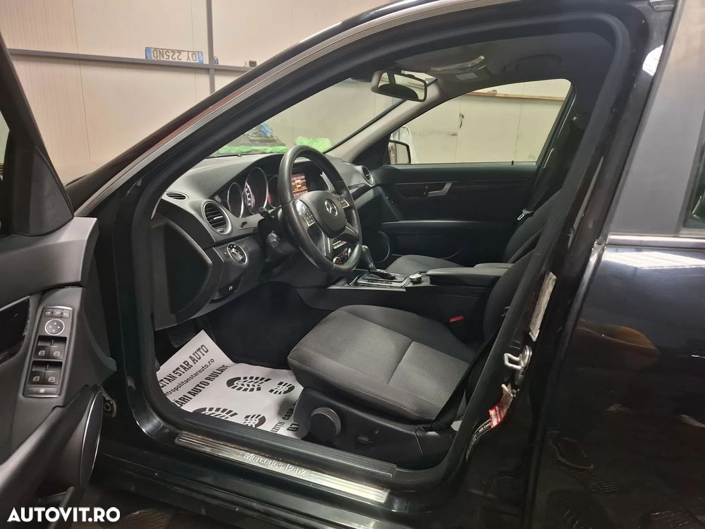 Mercedes-Benz C 200 CDI DPF (BlueEFFICIENCY) 7G-TRONIC Avantgarde - 7