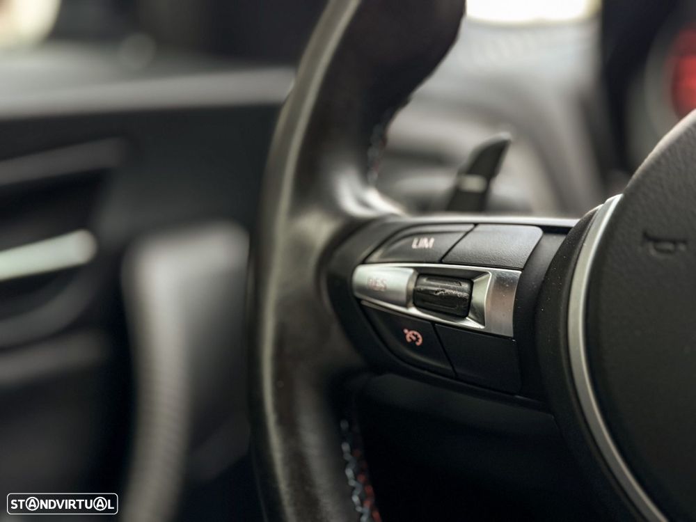 BMW M2 Auto - 42