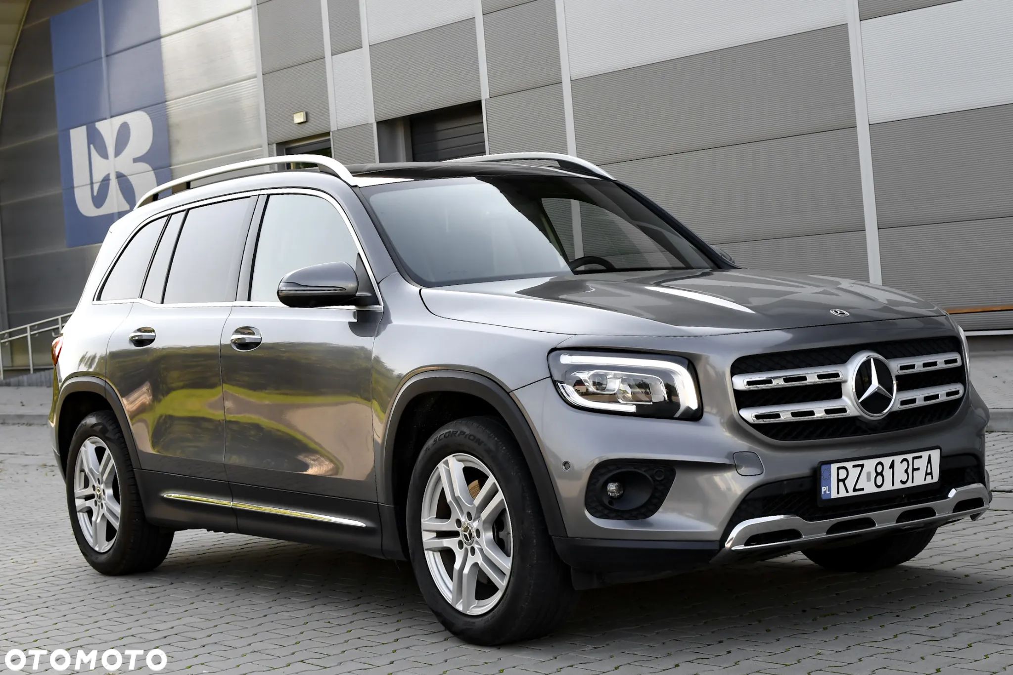 Mercedes-Benz GLB 250 4-Matic 8G-DCT - 1
