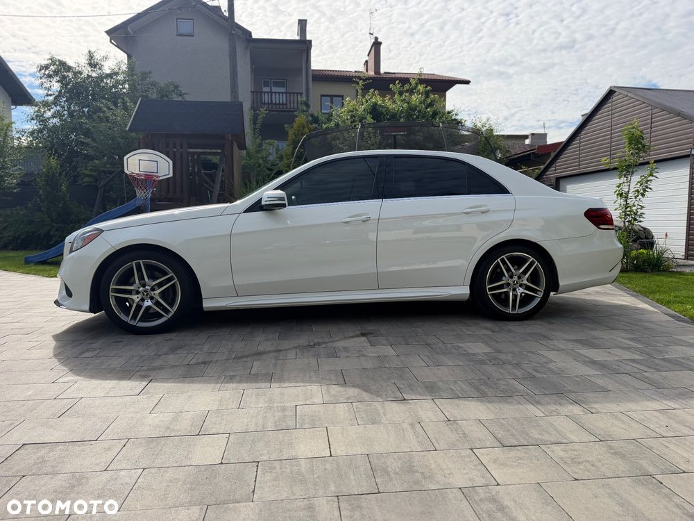 Mercedes-Benz Klasa E 350 4Matic 7G-TRONIC - 30