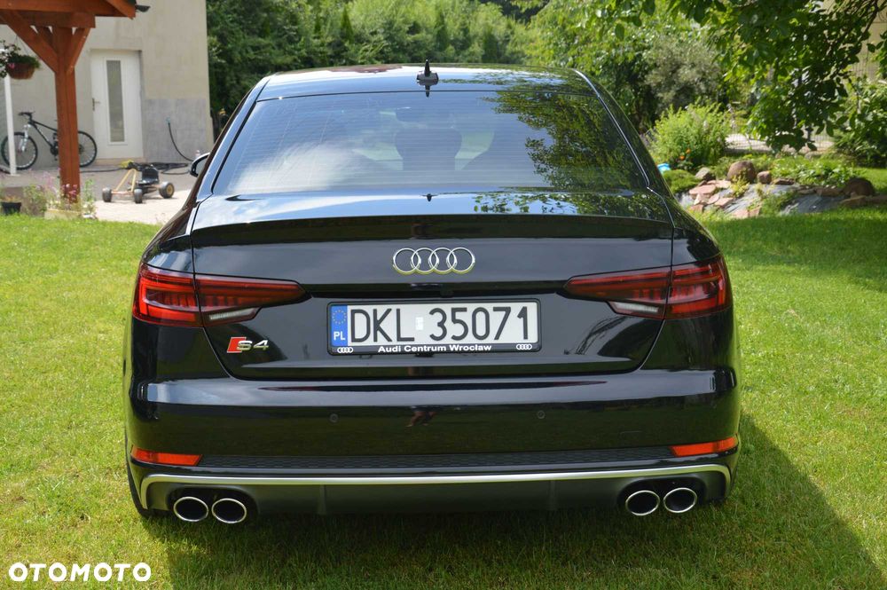 Audi S4 Limousine - 2