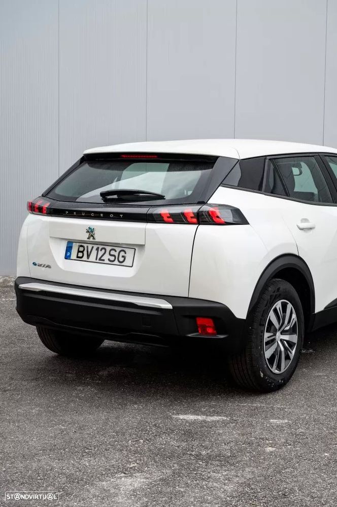 Peugeot e-2008 - 5