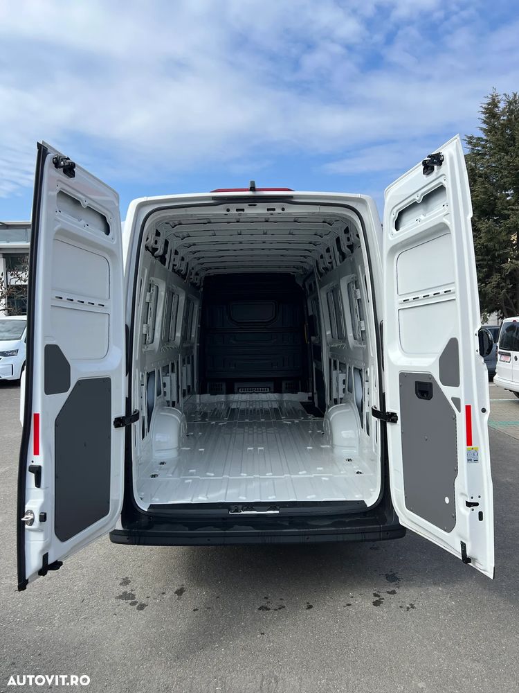 Volkswagen Crafter 3.5 Furgon L5H3 - 8