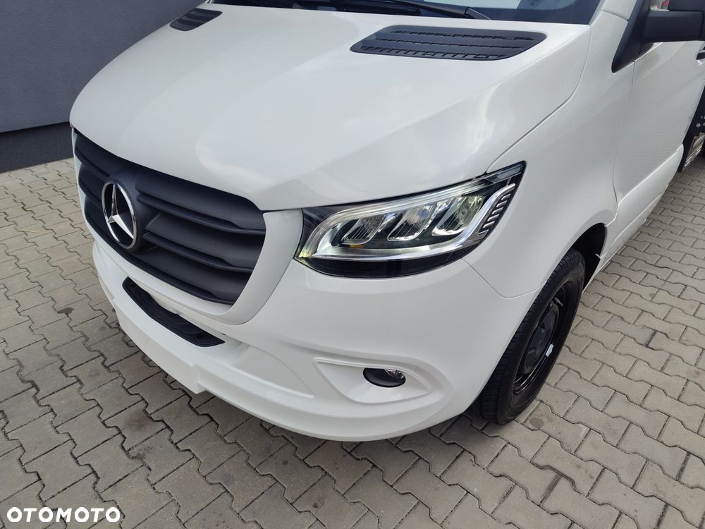 Mercedes-Benz Sprinter - 5