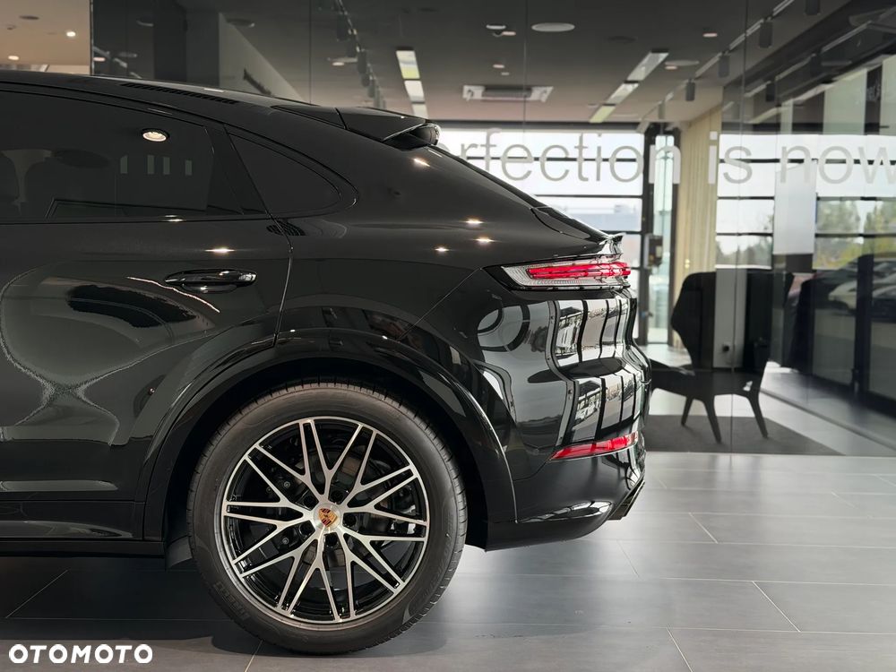 Porsche Cayenne Black Edition - 13