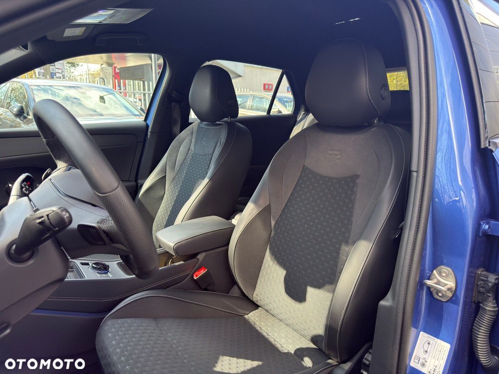 Volkswagen T-Roc 1.5 TSI R-Line DSG - 10