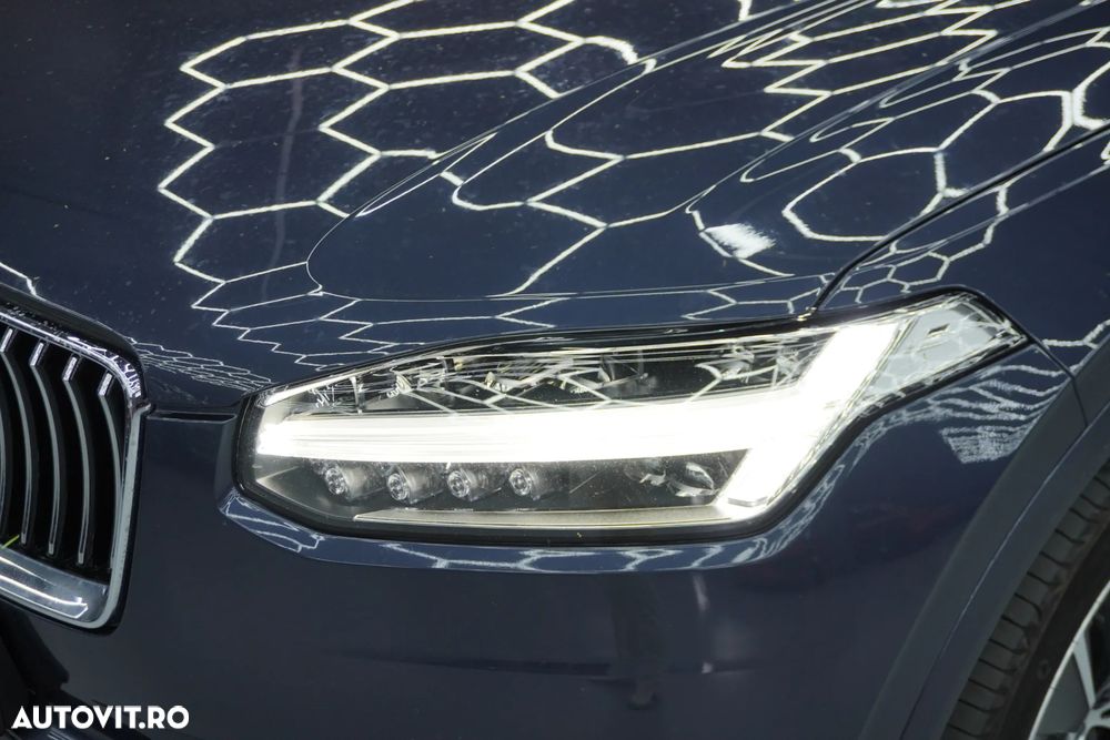 Volvo XC 90 T6 AWD 7 locuri Momentum Pro - 5