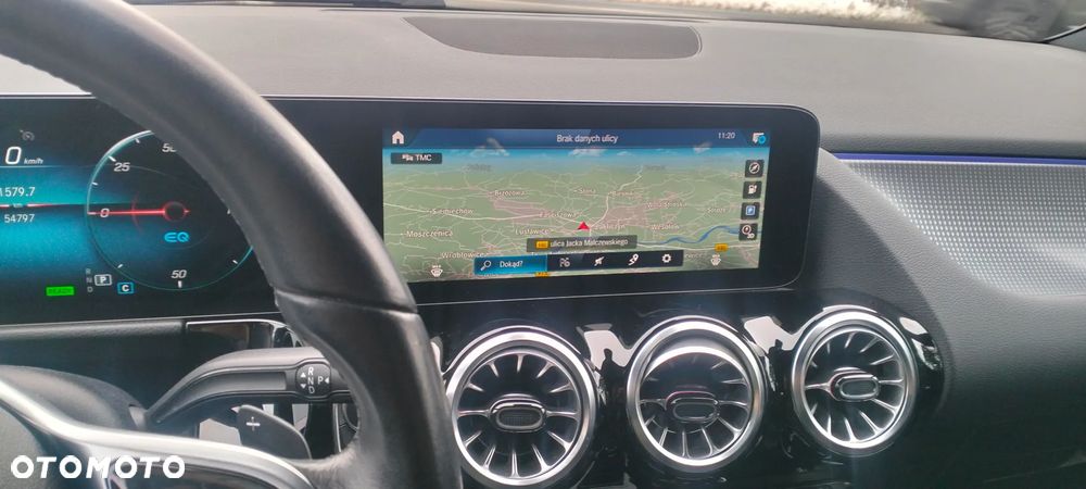 Mercedes-Benz EQA 350 66.5kWh 4-Matic AMG Line - 14