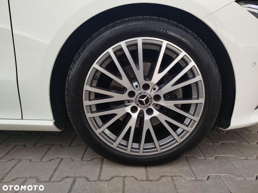 Mercedes-Benz CLA - 26