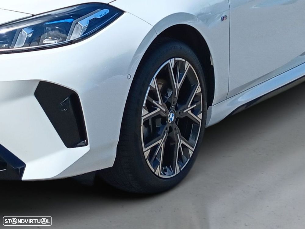 BMW 216 Gran Coupé — fotografia 4