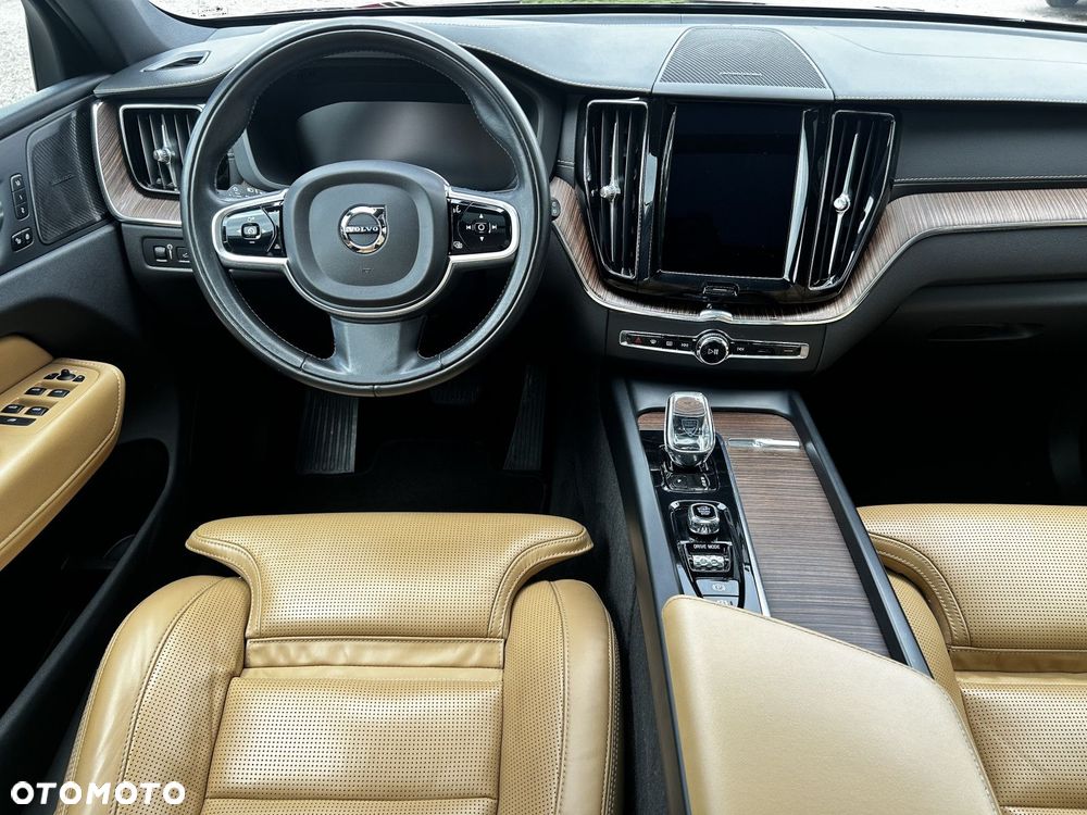 Volvo XC 60 - 12