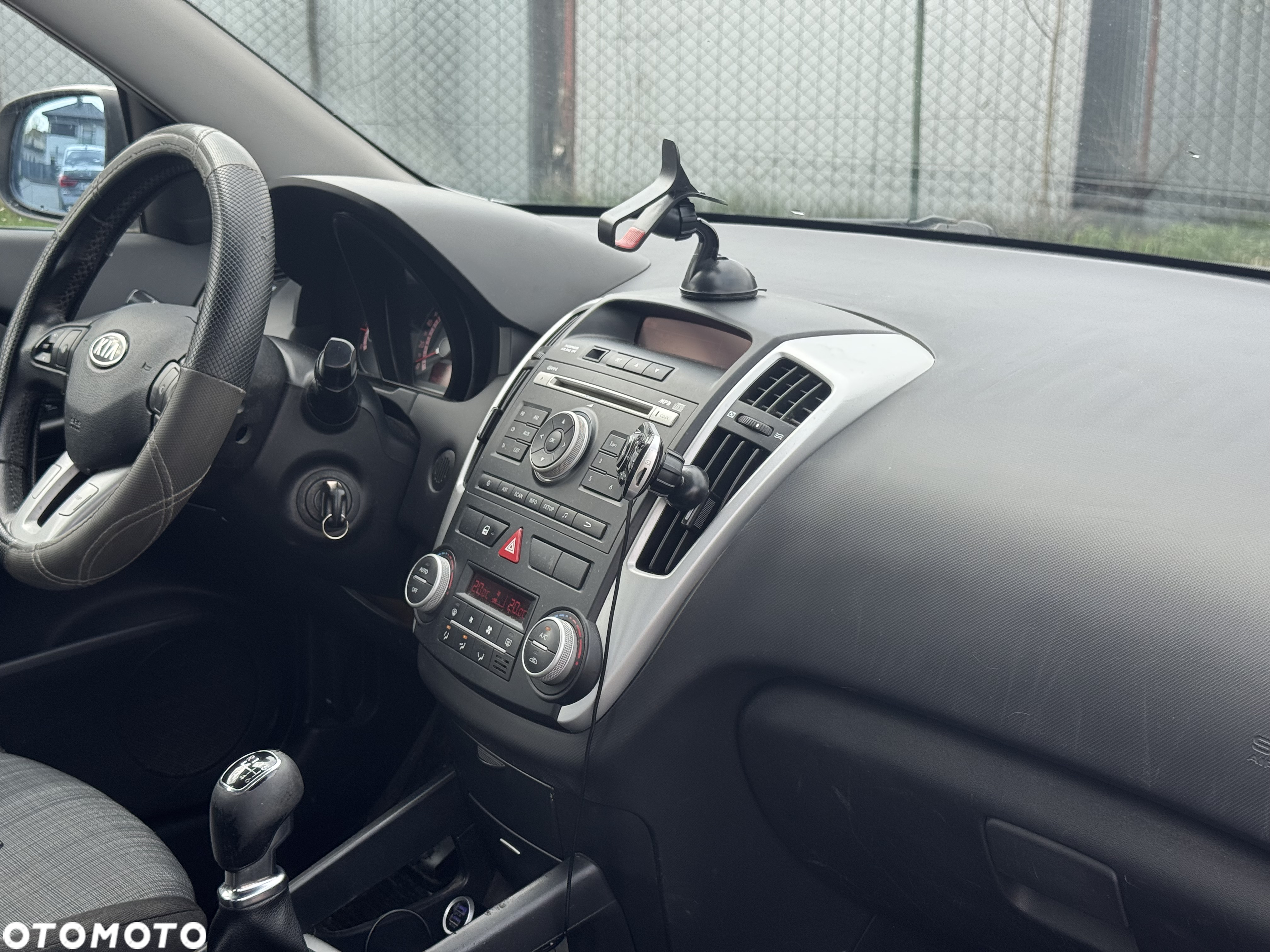 Kia Ceed 1.6 CRDi 90 Spirit - 22