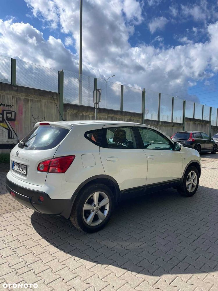 Nissan Qashqai - 4