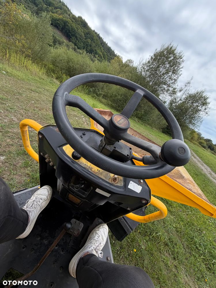 Thwaites Wozidło  Budowlane Rolnicze 4x4. Ładowność 1,5 tony. Obrót+Wysokie podnoszenie+KIPER Wysoki! Sprowadzone z Norweskiej szkółki roślinnej. Maszyna w bardzo ładnym stanie. Bez luzów i wycieków. Silnik Yanmar 3cyl. Potężna moc a maszyna bardzo mała i zwinna.  3 prędkośći jazdy. Oświetlenie rozbudowane LED. Wielka Okazja! Opony jak Nowe!  Górny wysyp i obrót! Tanio Polecam! - 25