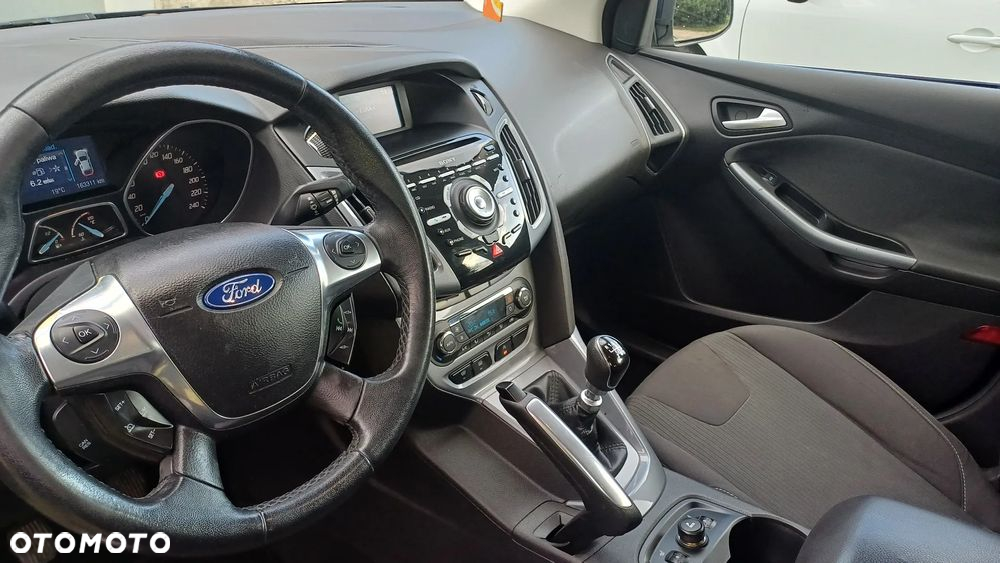 Ford Focus 1.6 TDCi DPF Titanium - 7