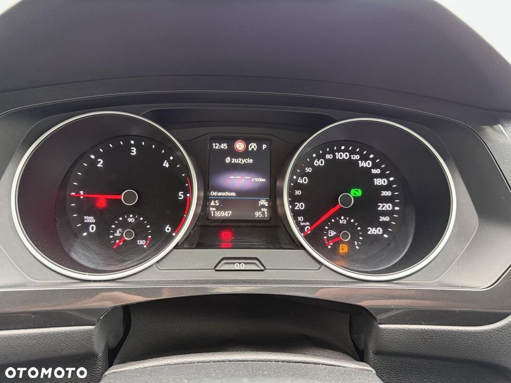 Volkswagen Tiguan - 17