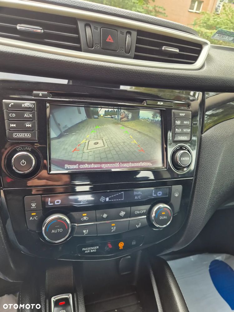 Nissan Qashqai 1.5 dCi N-Connecta EU6 - 18