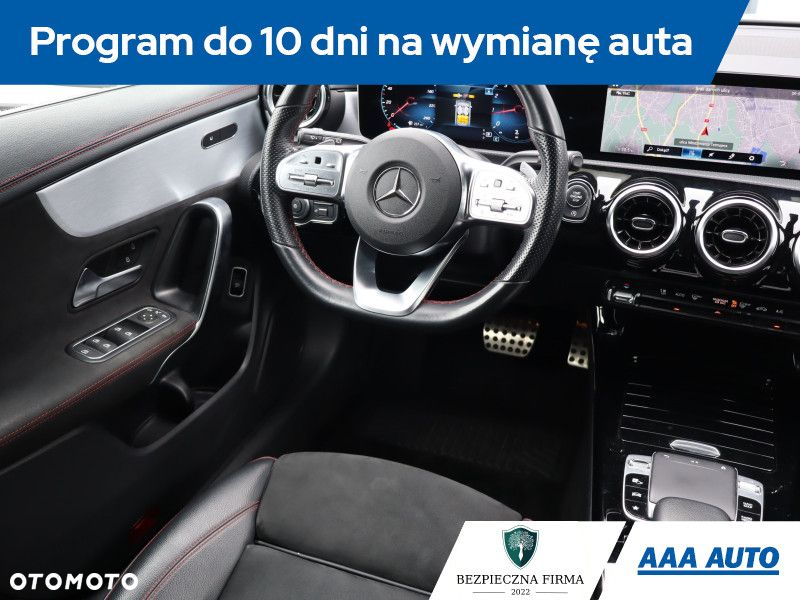 Mercedes-Benz CLA - 8